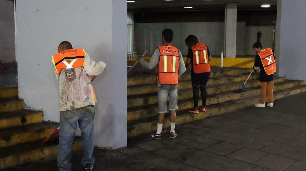 Realizan trabajo comunitario 6 mil 400 infractores en la Perla Tapatía