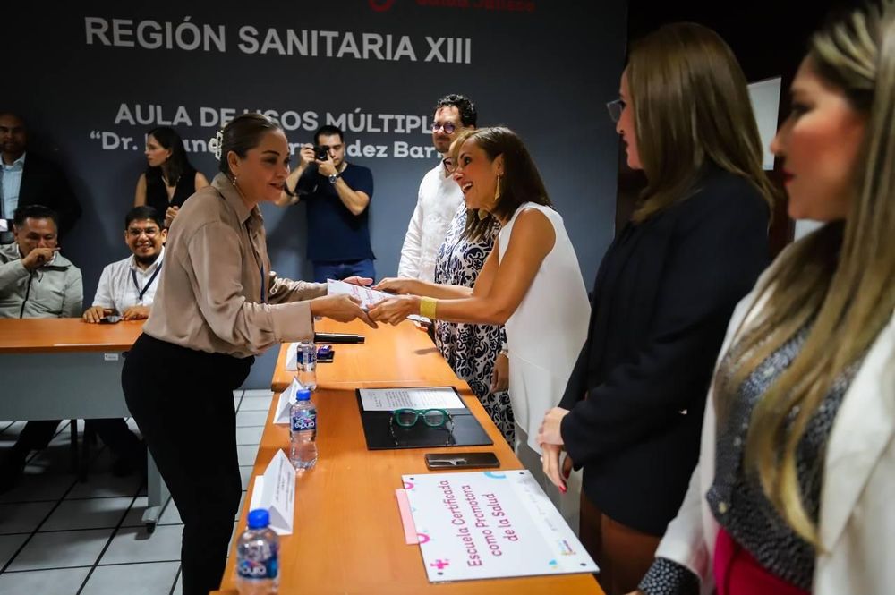 Certifican a 17 centros de DIF Guadalajara por ser promotores de Estilos de Vida Saludables y de Salud Escolar