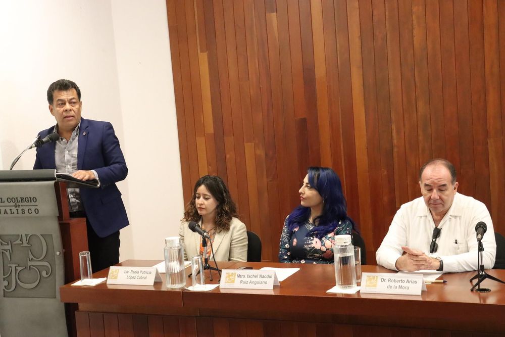 Impulsa Guadalajara capacitación de servidores públicos en derechos humanos, estudios de género y administración municipal