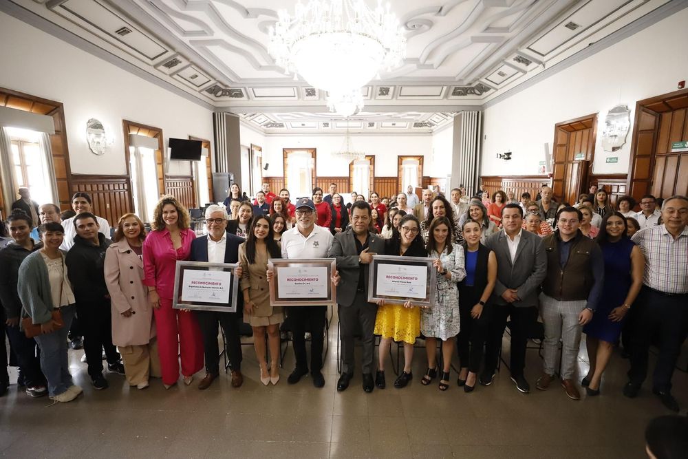 Entregan Premio al Mérito Humanitario Fray Antonio Alcalde 2024
