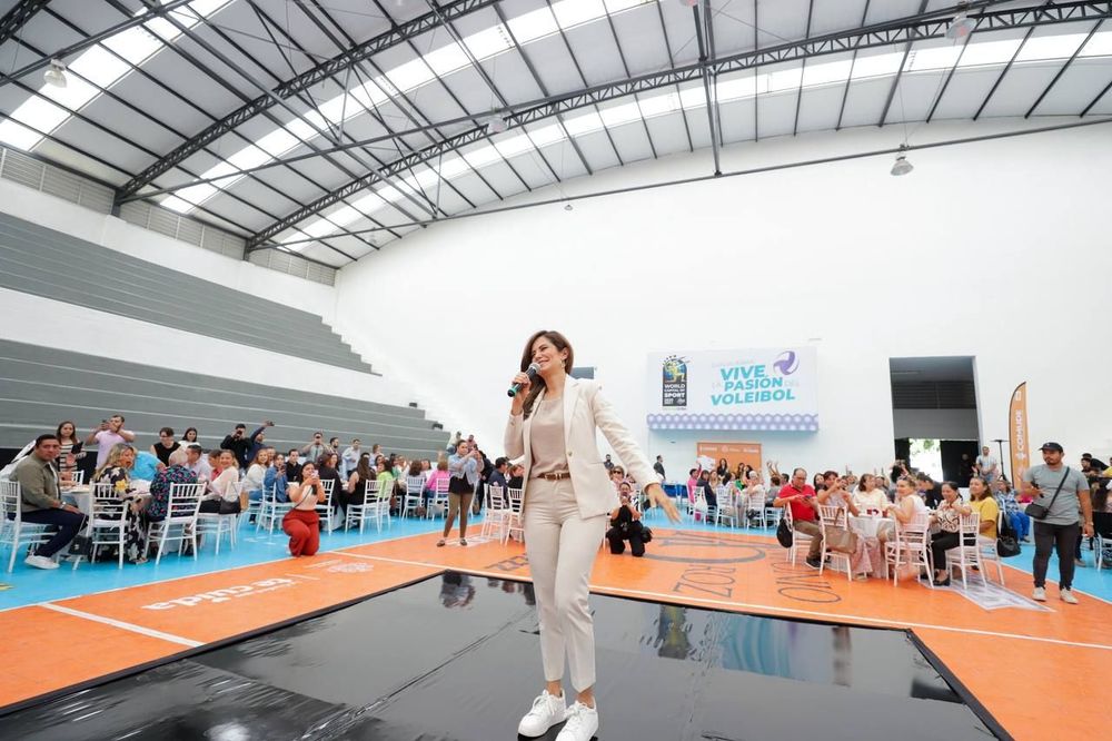 Celebra Verónica Delgadillo 15 años de actividades en unidades deportivas