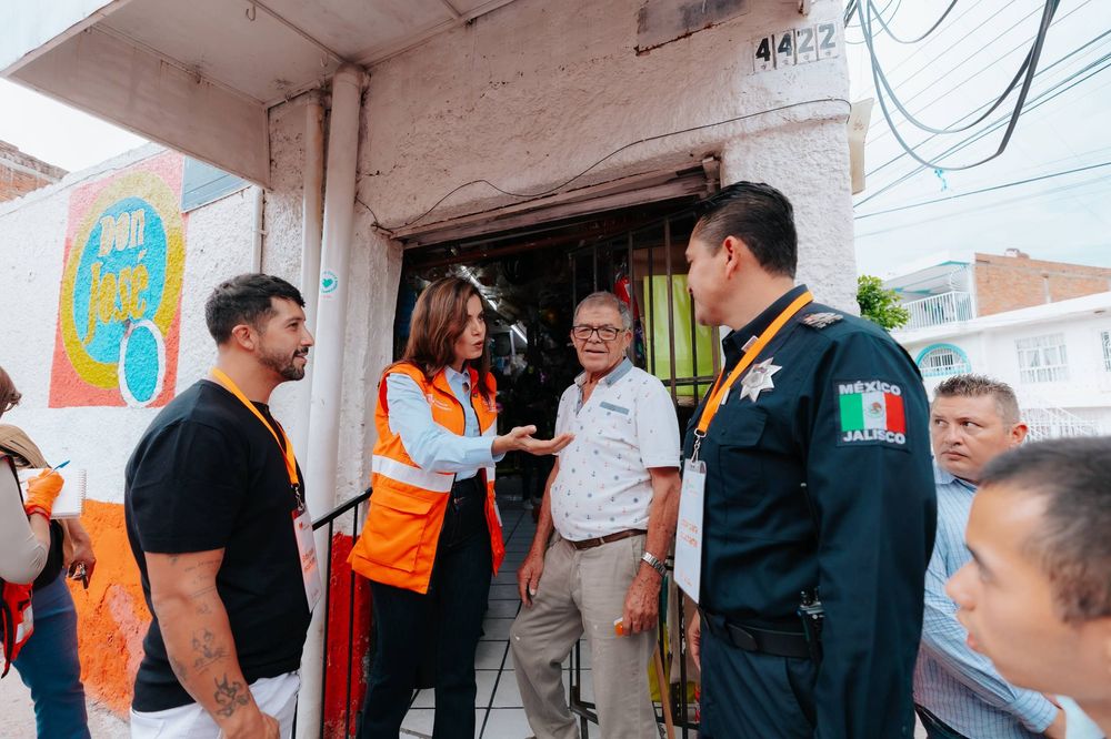 Anuncia Vero Delgadillo inversión de 2 millones de pesos en la Colonia 5 de Mayo