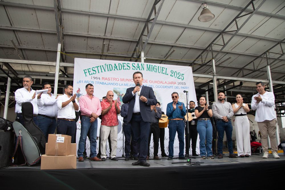 Vero Delgadillo destaca mejoras y certificación al rastro tapatío