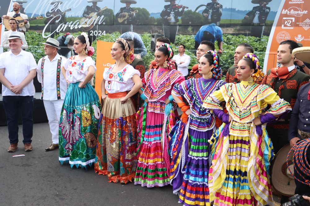 Arranca gira "Mexico en el Corazon", que llevará el folclor nacional a ciudades de Estados Unidos