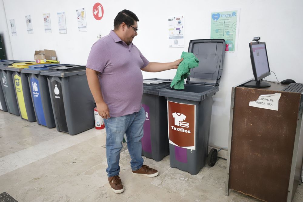Abre Guadalajara campaña para acopio de texiles