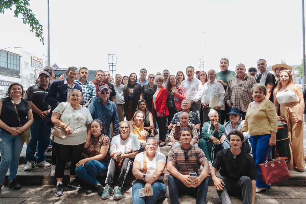 Anuncian obras para rehabilitar la Plaza de la República y la Minerva; Gobierno de Guadalajara refuerza socialización con comerciantes   