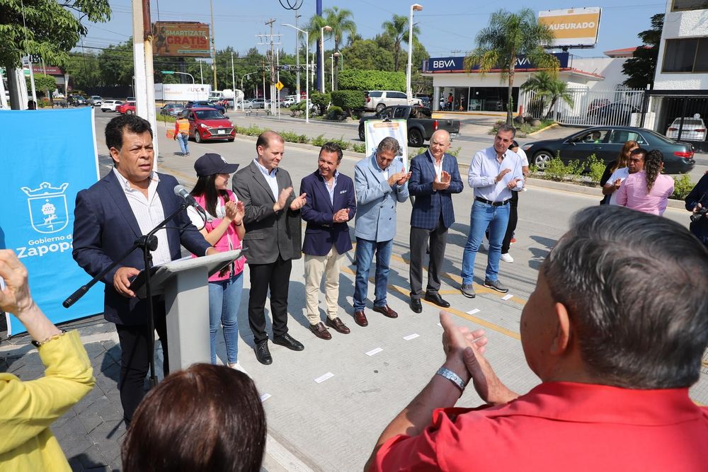 Entregan Guadalajara y Zapopan renovación integral de avenida Pablo Neruda