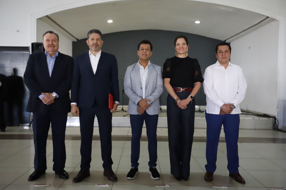 Realiza Guadalajara mesas de trabajo con representantes del sector educativo