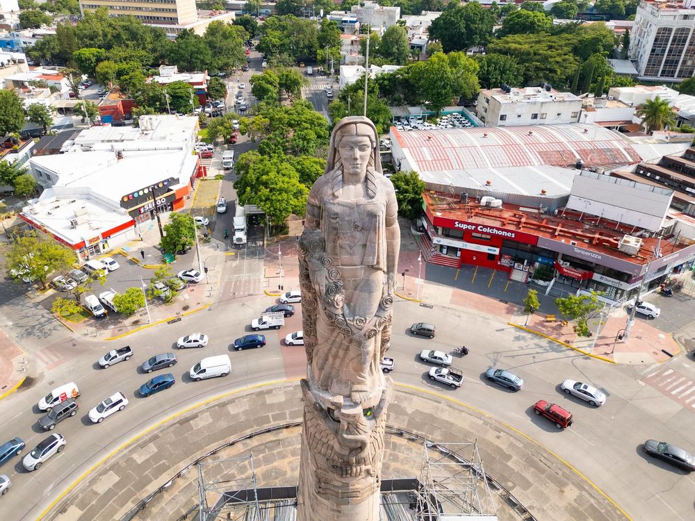 Concluye restauración especializada de la escultura de cantera ‘La Patria’