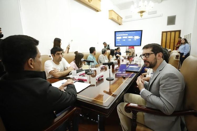 Presenta la Universidad Johns Hopkins informe sobre velocidad y siniestralidad en Guadalajara