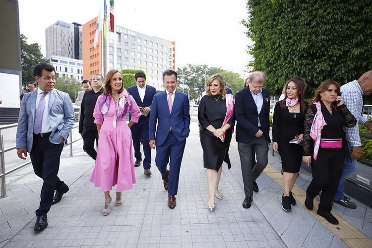 Participa Francisco Ramírez en la celebración del Quinto Aniversario de Mujeres Empoderadas A.C.