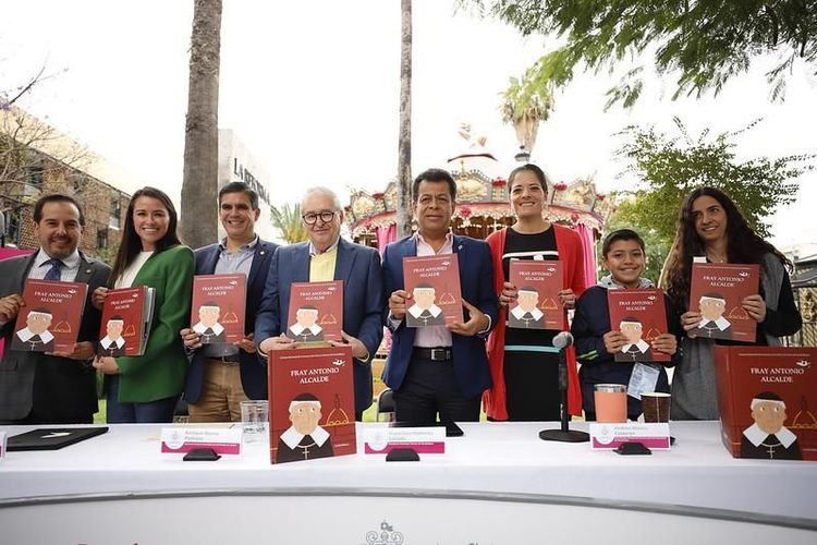 Participa Francisco Ramírez en la presentación del libro ilustrado ‘Fray Antonio Alcalde’