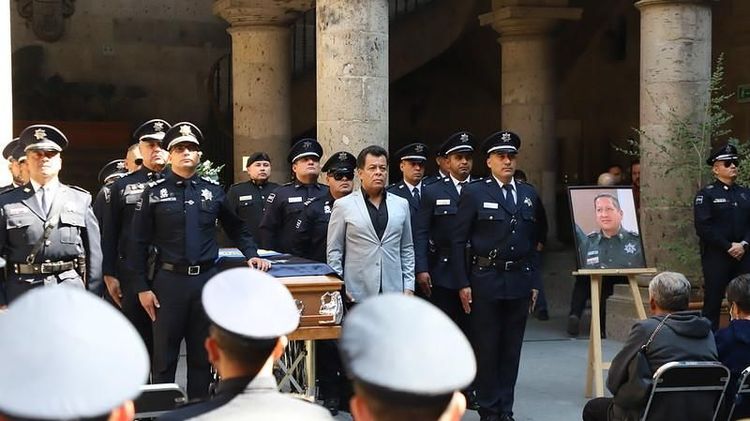 Rinden honores a Comandante Echeverría, fallecido en el cumplimiento de su deber