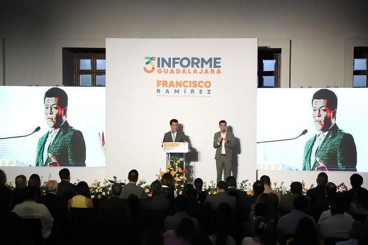 Presenta Francisco Ramírez buenas cuentas a integrantes de Canaco Guadalajara