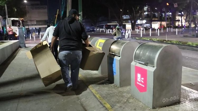 Avanzan labores del turno nocturno de Aseo Público en Guadalajara