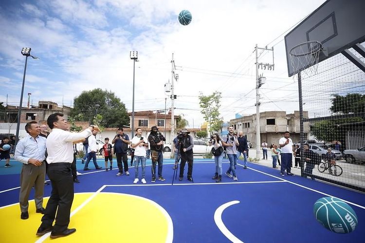 Encabeza Francisco Ramírez visita al Parque 5 de Mayo, espacio público recuperado en el sur de la ciudad