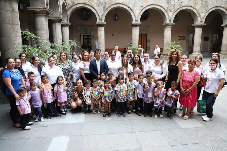 Concluyen cursos de verano de las Estancias Infantiles de Guadalajara